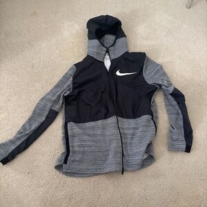 Nike basketball fleece